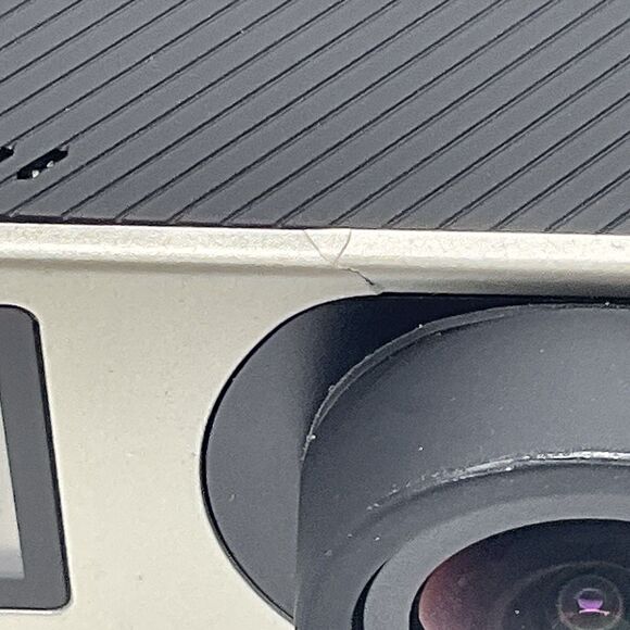 GoPro Hero4 Silver Edition Camera with 2 Batteries, Charger, & 16GB SD Card Read - Picture 5 of 14